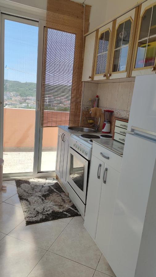 Guest'S House "Lindi&Roni" Apartment Ulcinj Bagian luar foto